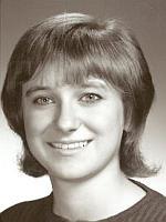 Yearbook image of Linda Potter